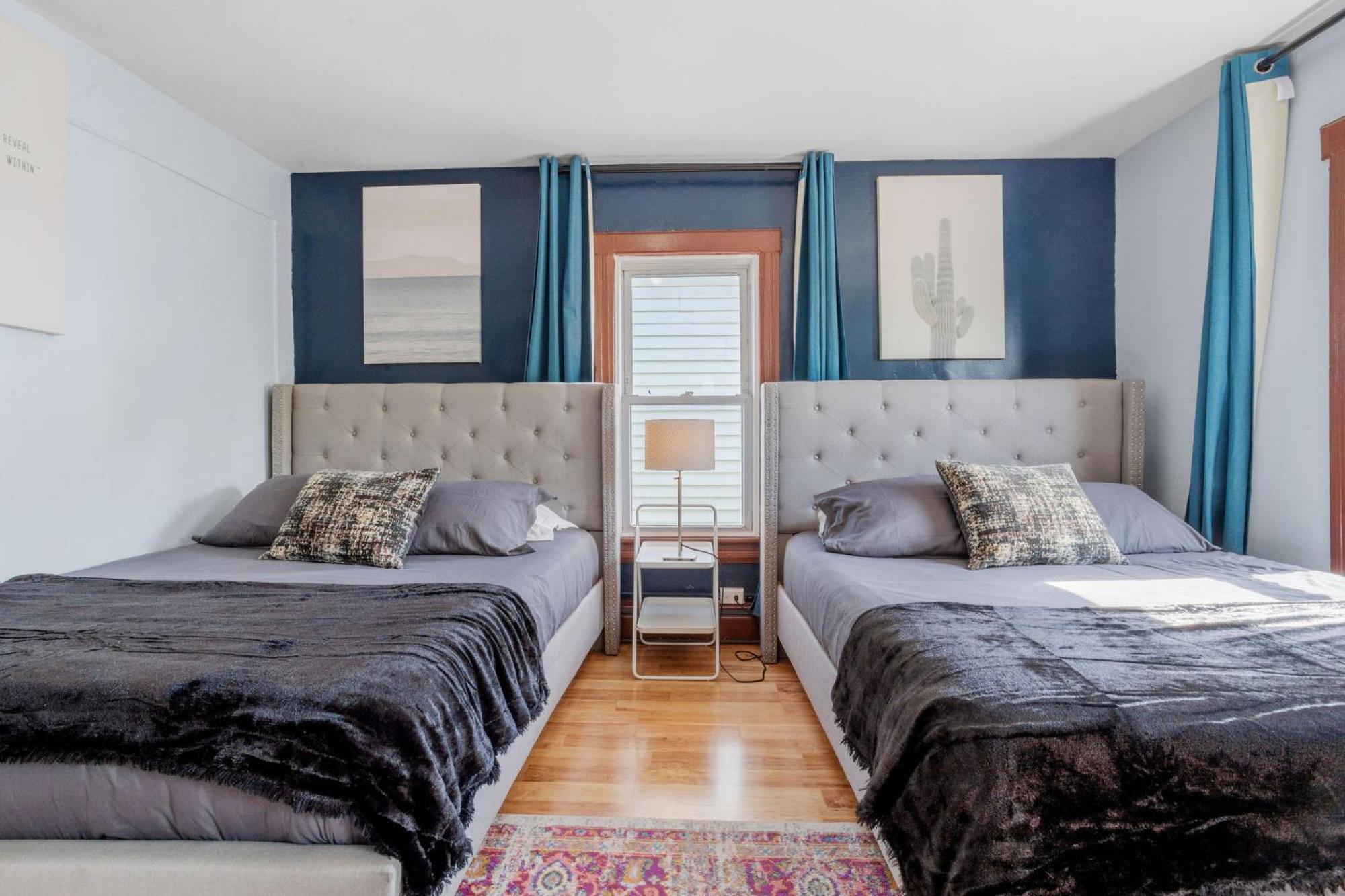 Holiday home 9 Bedroom, 14 Beds House Great For Big Groups Near Boardwalk, Tropicana