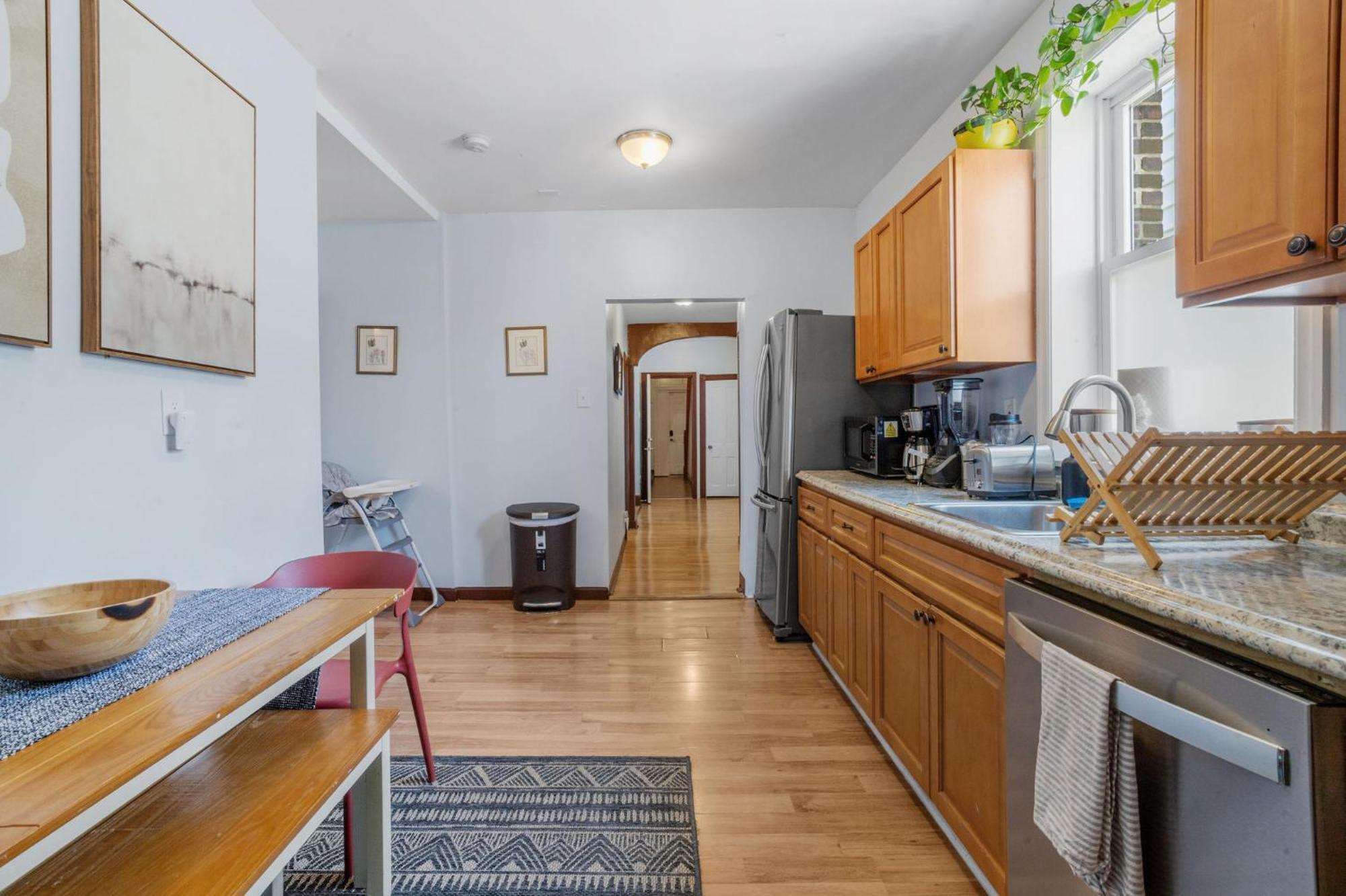9 Bedroom, 14 Beds House Great For Big Groups Near Boardwalk, Tropicana Holiday home Atlantic City
